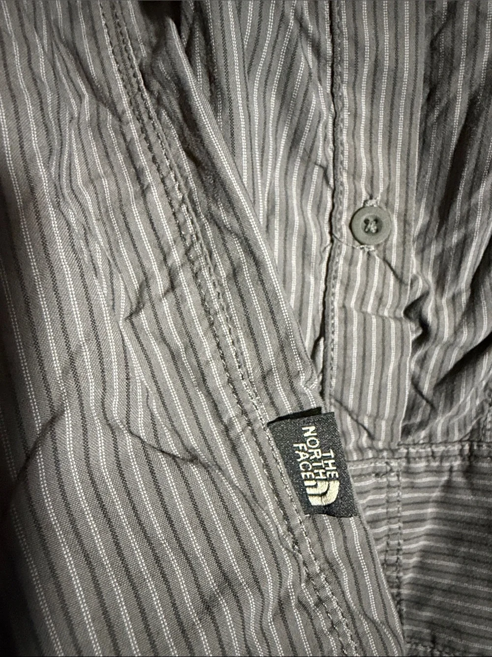 The North Face Long-Sleeve breathable Shirt Men's Size XL hiking button shirt
